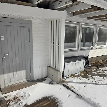 Renovated 40mt2 Close To Airport Apartment *