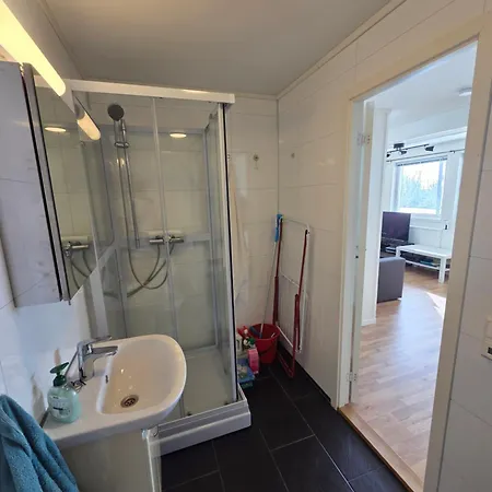 Renovated 40mt2 Close To Airport Apartment *